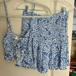 NEW WITH TAGS american threads white/blue two piece set size small!